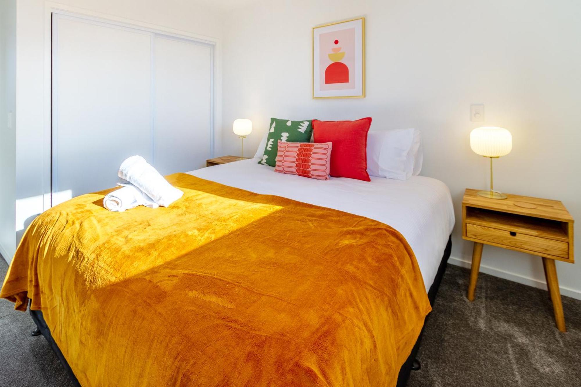 Apartment Elegant Living By Middleton Park, Fully Equipped *